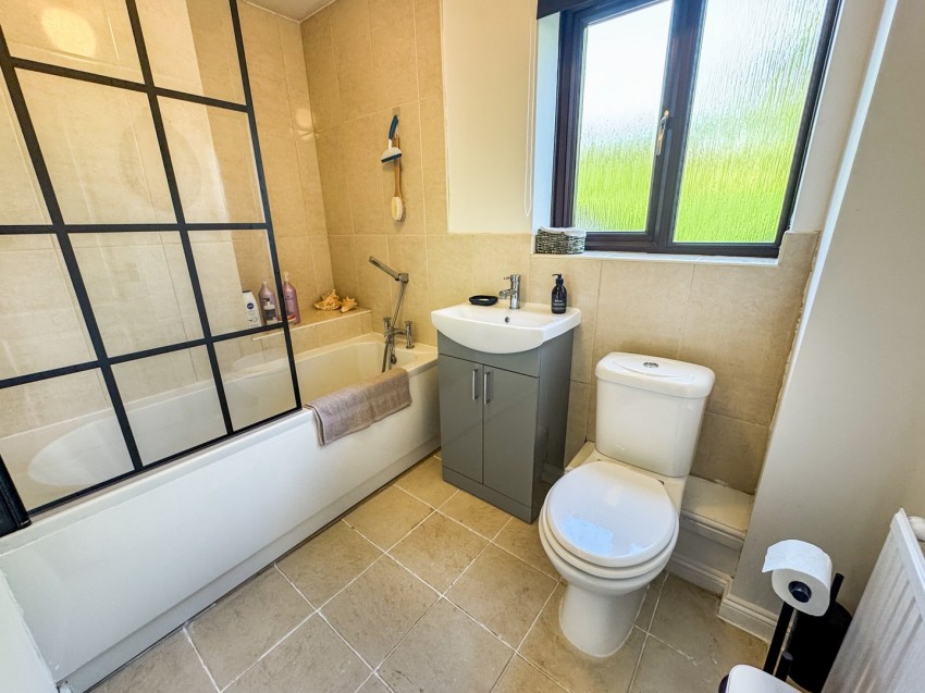 Images for Tilehurst, Reading, Berkshire