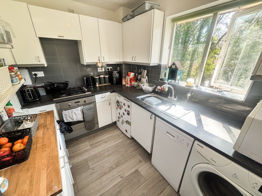 Images for Tilehurst, Reading, Berkshire