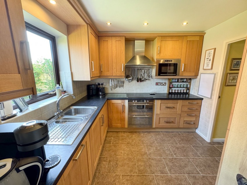Images for Tilehurst, Reading, Berkshire