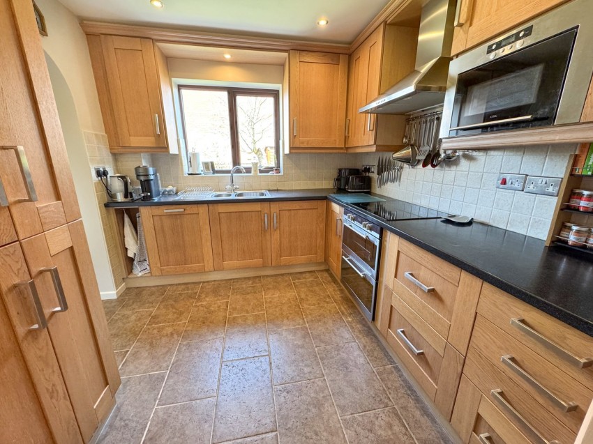 Images for Tilehurst, Reading, Berkshire