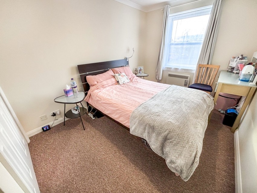 Images for Lynden Mews Dale Road, READING, Berkshire