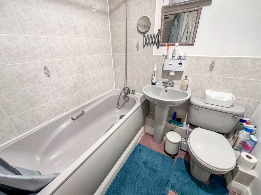 Images for Lynden Mews Dale Road, READING, Berkshire