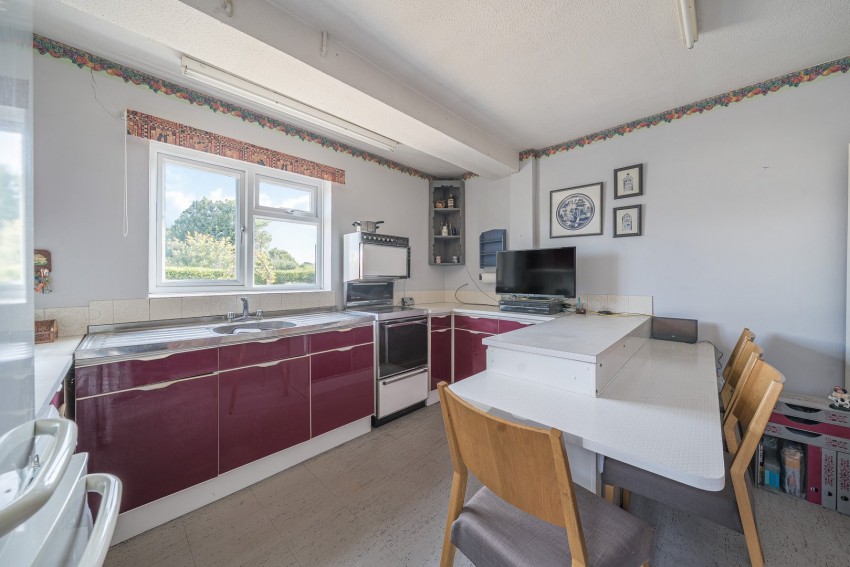 Images for Tilehurst, Reading, Berkshire