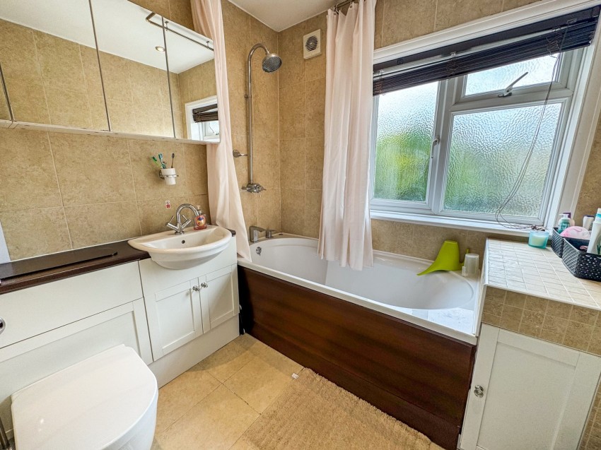 Images for Tilehurst, Reading, Berkshire