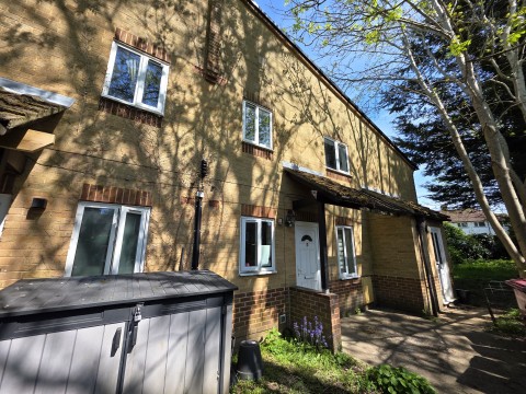 View Full Details for Burdett Court, Reading, Berkshire