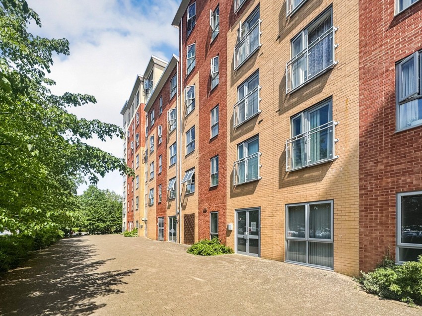 Images for Moulsford Mews, Reading, Berkshire