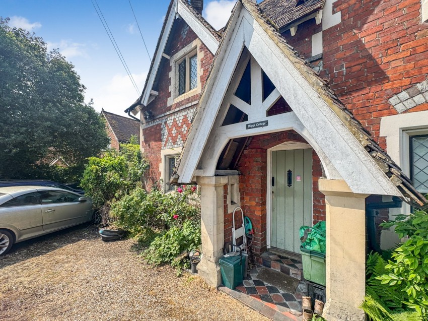 Images for Tidmarsh, Reading, Berkshire