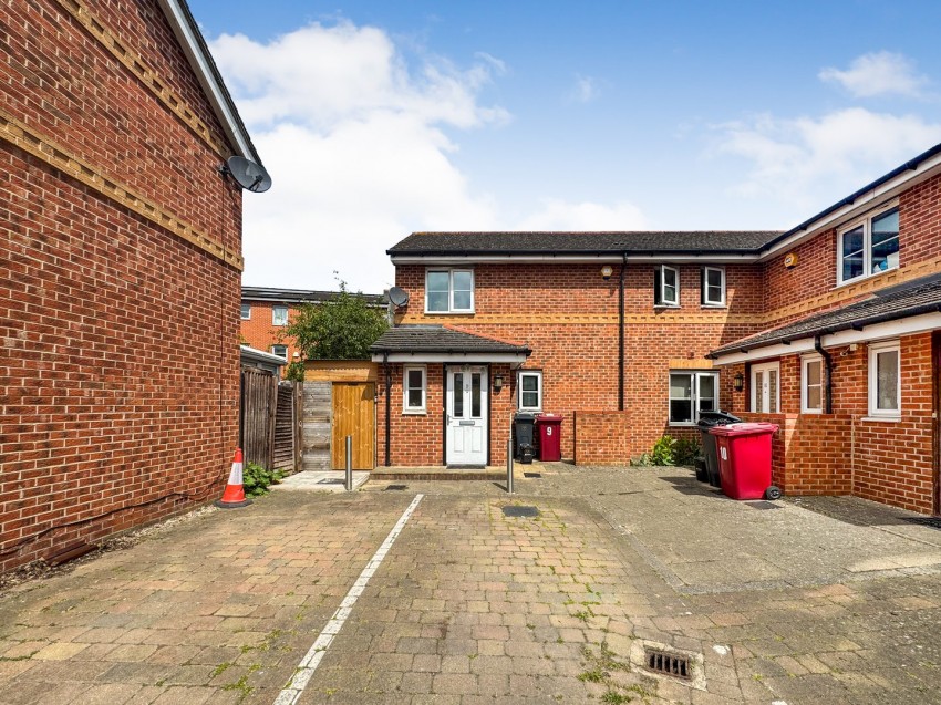 Images for Battle Place, Reading, Berkshire