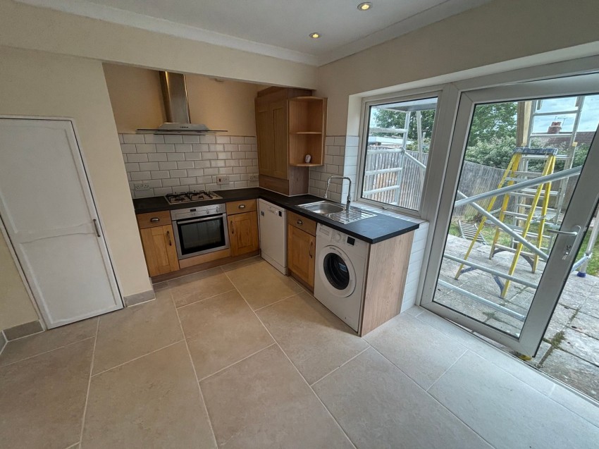 Images for Tilehurst, Reading, Berkshire