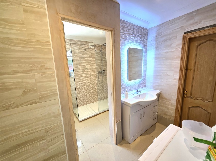 Images for Woodley, Reading, Berkshire