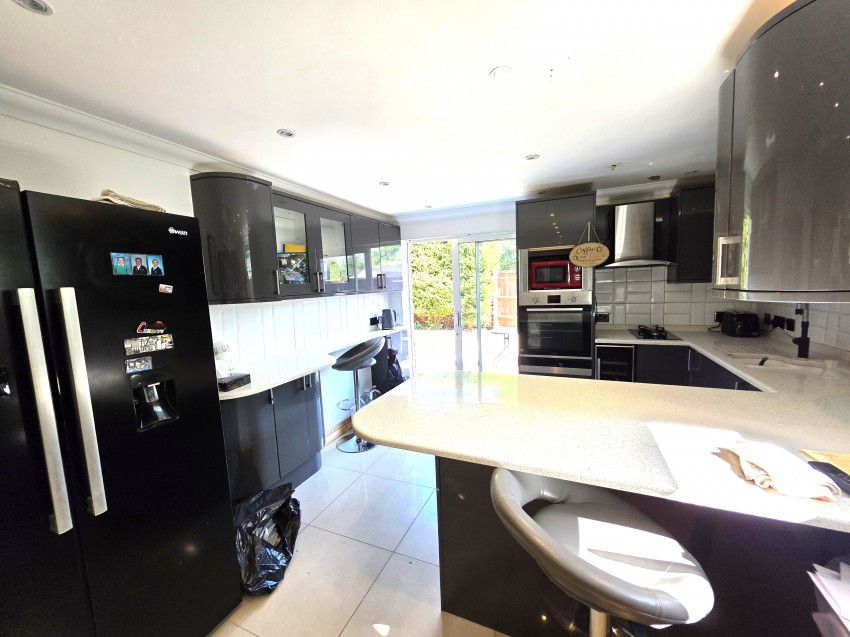 Images for Woodley, Reading, Berkshire