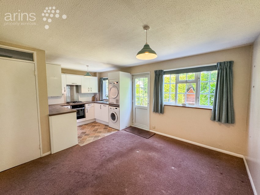 Images for Finchampstead, Wokingham, Berkshire
