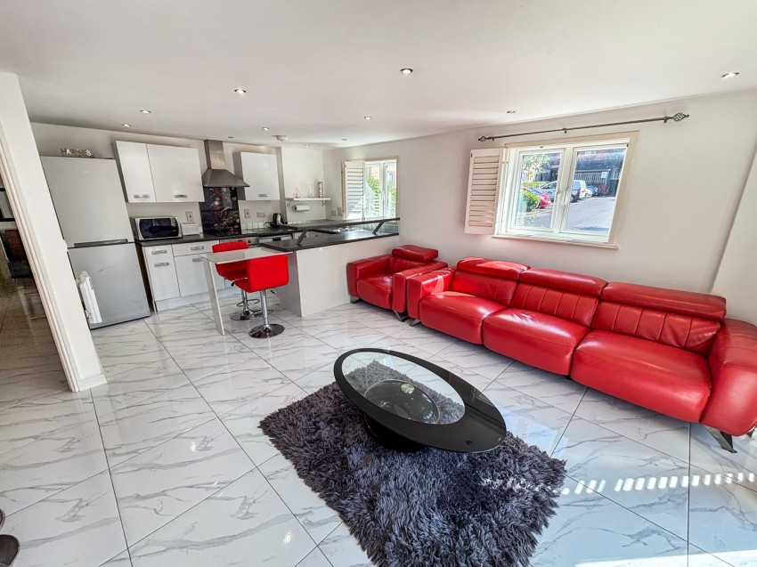Images for Branagh Court, Reading, Berkshire
