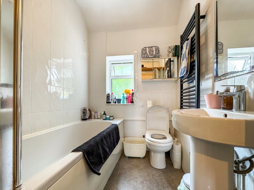 Images for Tilehurst, Reading, Berkshire
