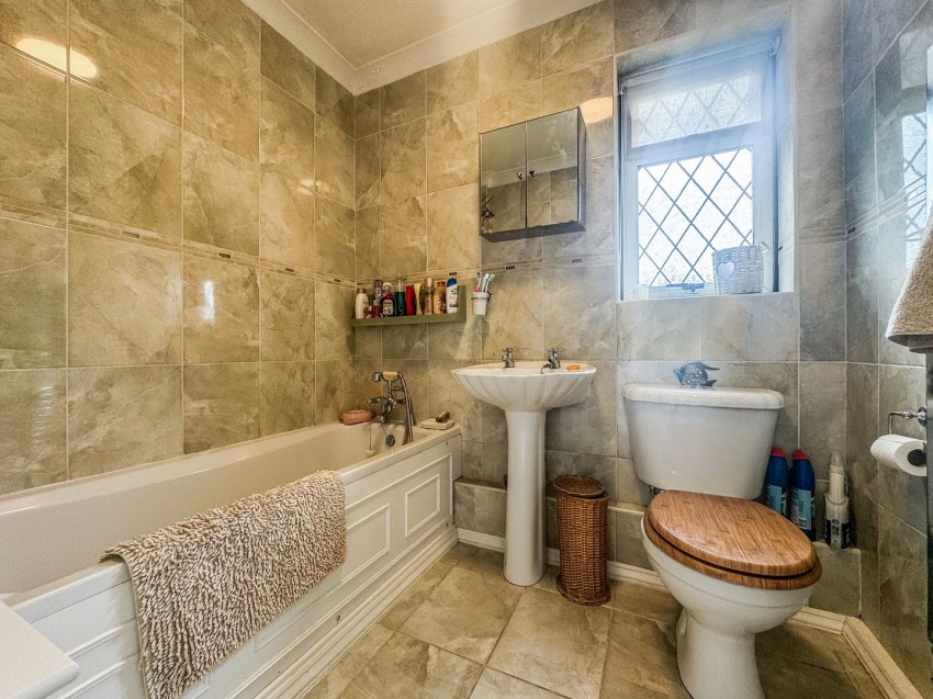 Images for Tilehurst, Reading, Berkshire