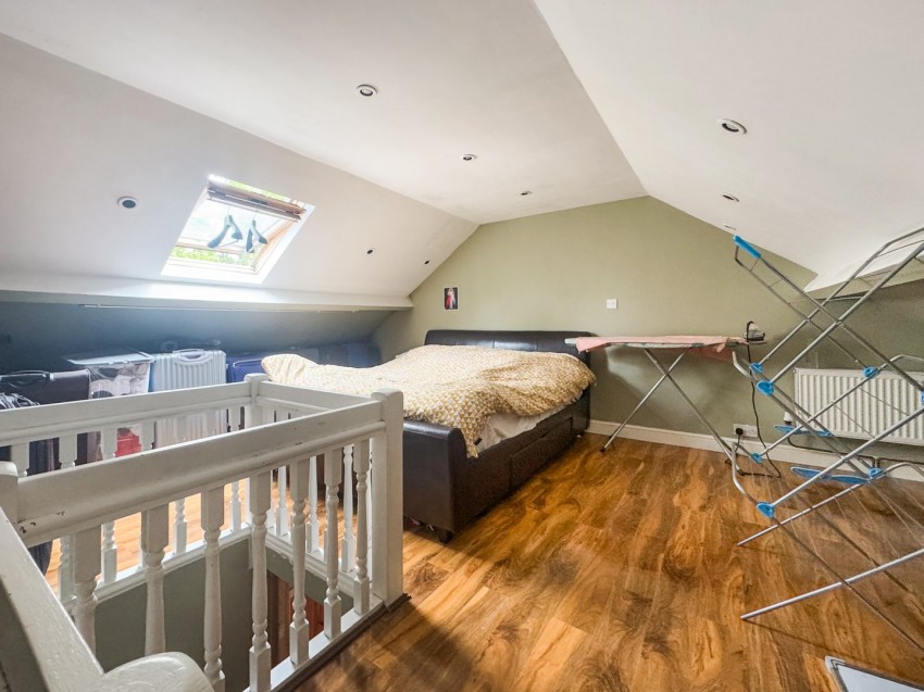 Images for Greencroft Gardens, Reading, Berkshire