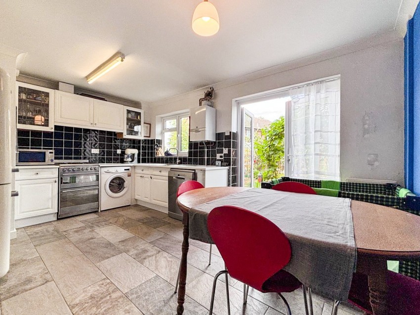 Images for Tilehurst, Reading, Berkshire