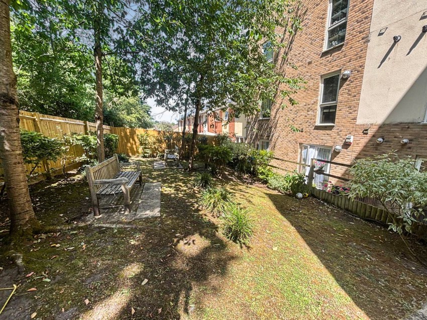 Images for Tilehurst, Reading, Berkshire
