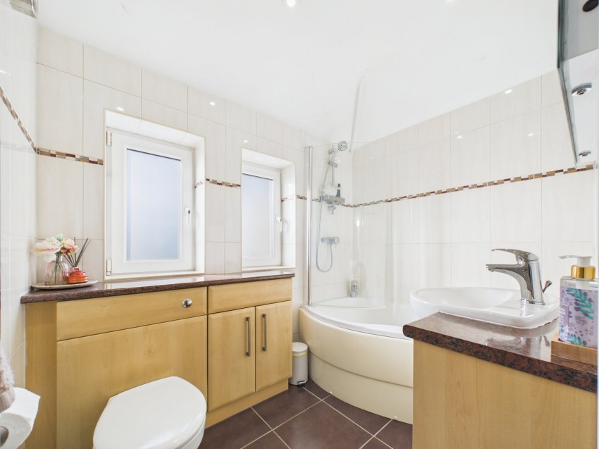 Images for Tilehurst, Reading, Berkshire