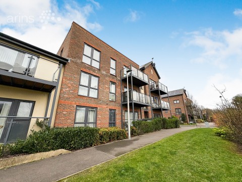 View Full Details for Arborfield Green, Reading, Berkshire