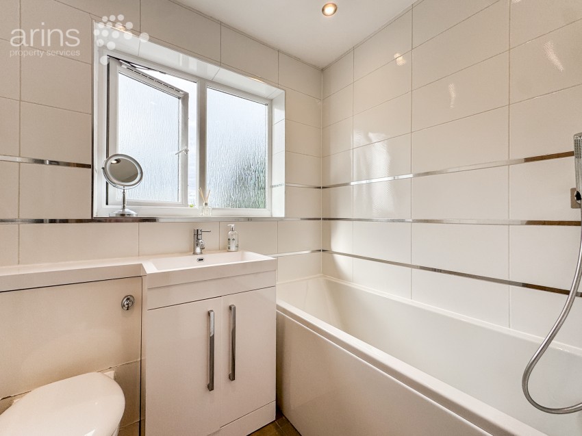 Images for Three Mile Cross, Reading, Berkshire