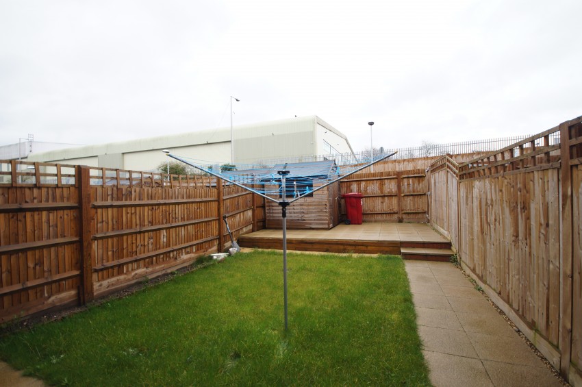 Images for Greenham Avenue, READING, Berkshire