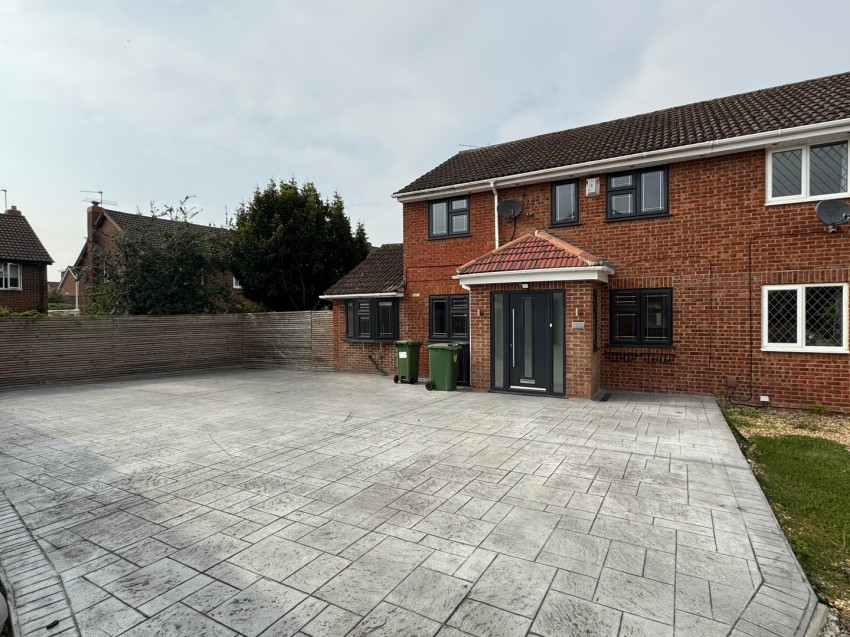 Images for Calcot, Reading, Berkshire