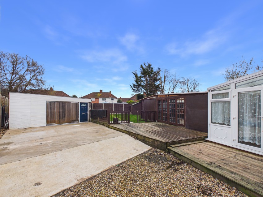 Images for Brent Gardens, Reading, Berkshire