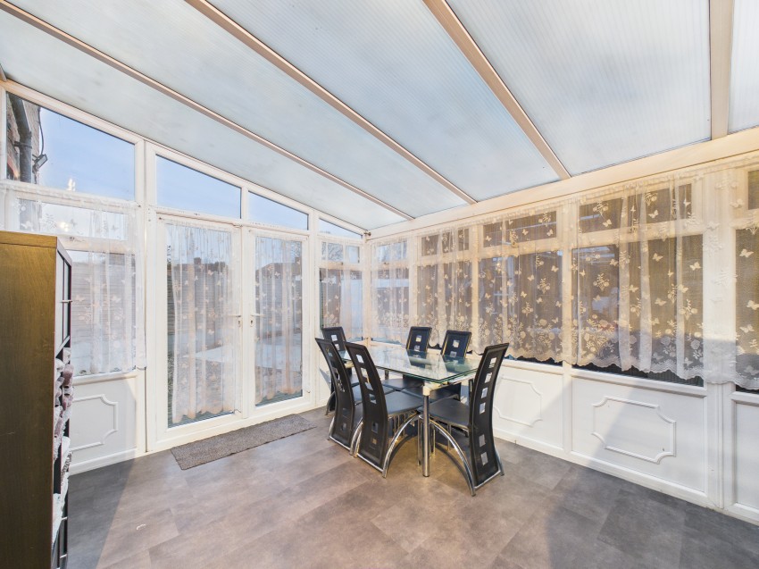 Images for Brent Gardens, Reading, Berkshire