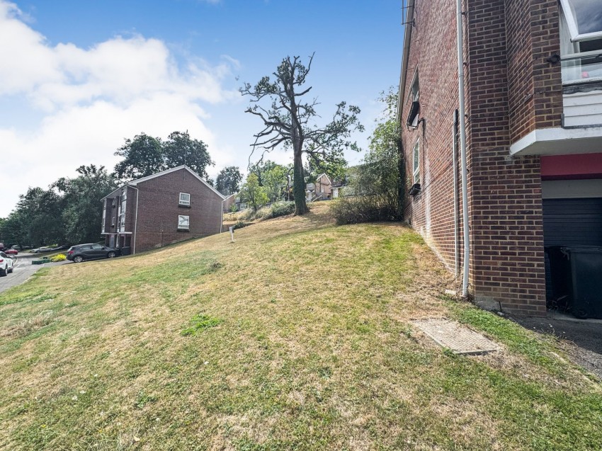 Images for Tilehurst, Reading, Berkshire