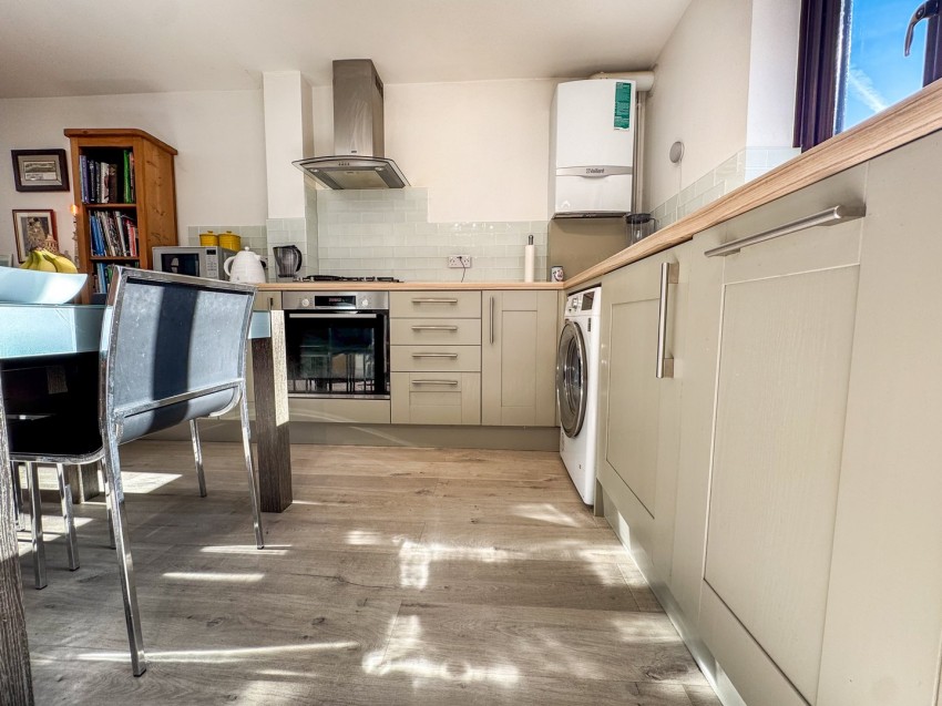 Images for Tilehurst, Reading, Berkshire