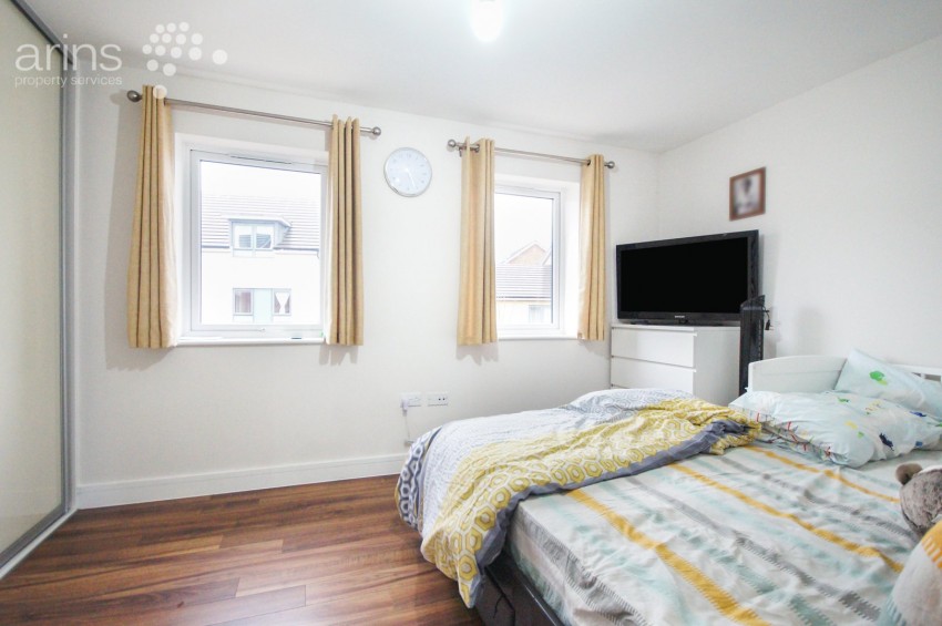 Images for Greenham Avenue, Reading, Berkshire