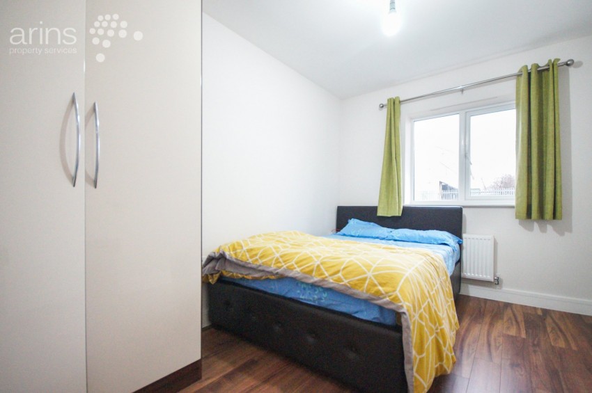 Images for Greenham Avenue, Reading, Berkshire