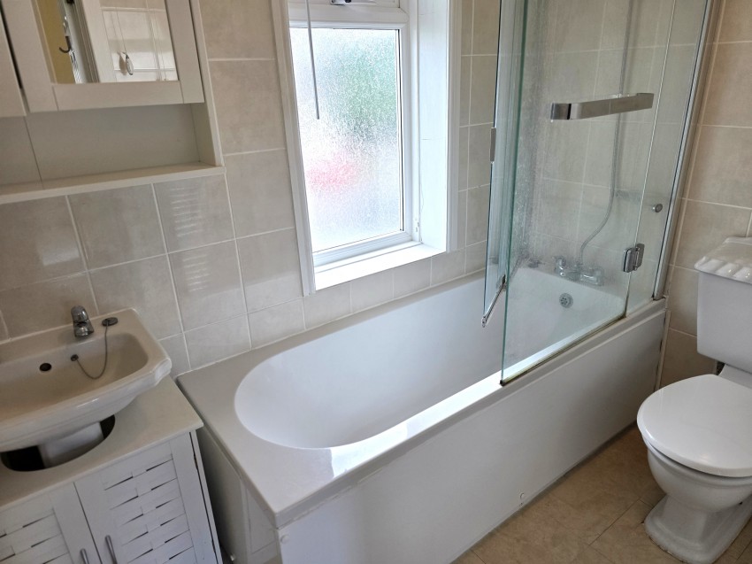 Images for Meadowcroft Road, Reading, Berkshire