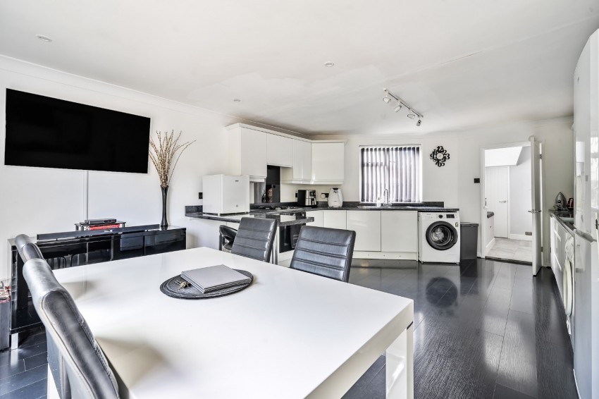 Images for Westlands Avenue, Reading, Berkshire