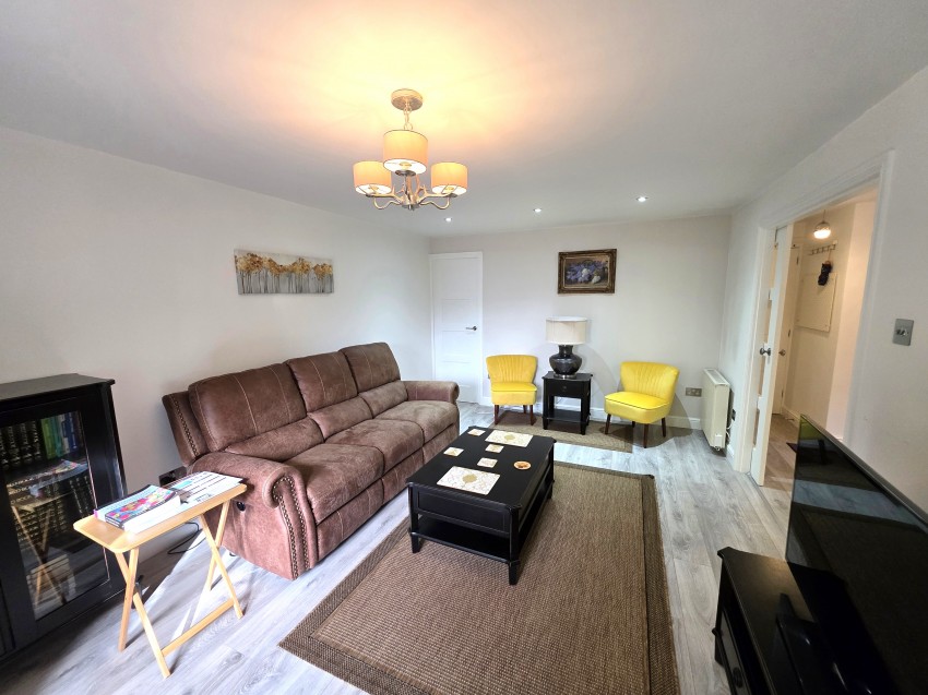 Images for Bamburgh Close, Reading, Berkshire