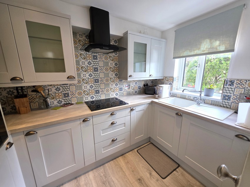 Images for Bamburgh Close, Reading, Berkshire