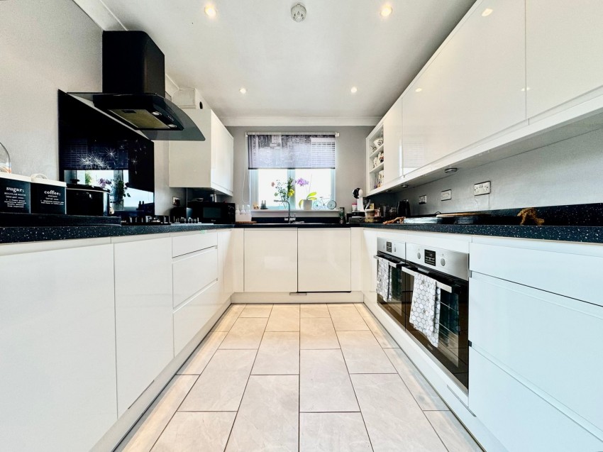 Images for Calcot, Reading, Berkshire