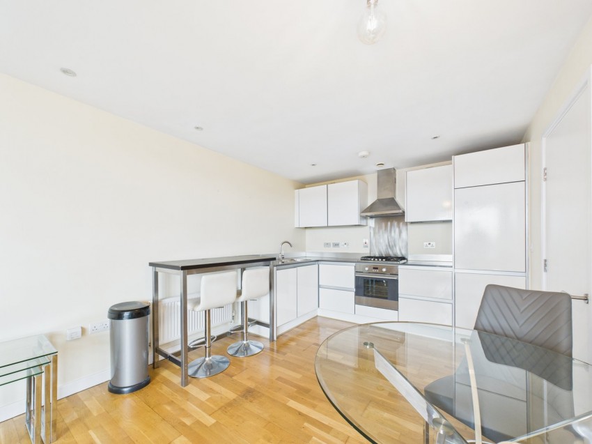 Images for Chatham Street, Reading, Berkshire