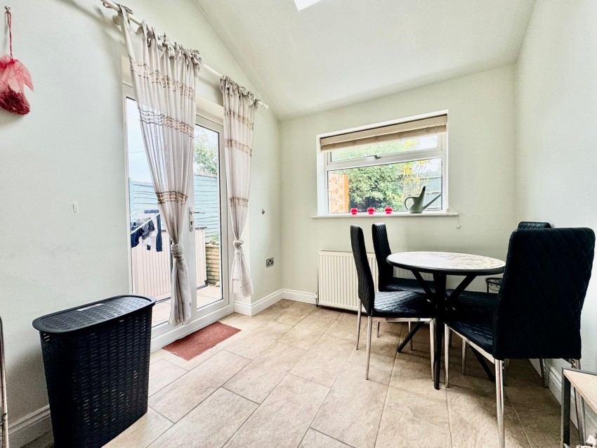 Images for Tilehurst, Reading, Berkshire