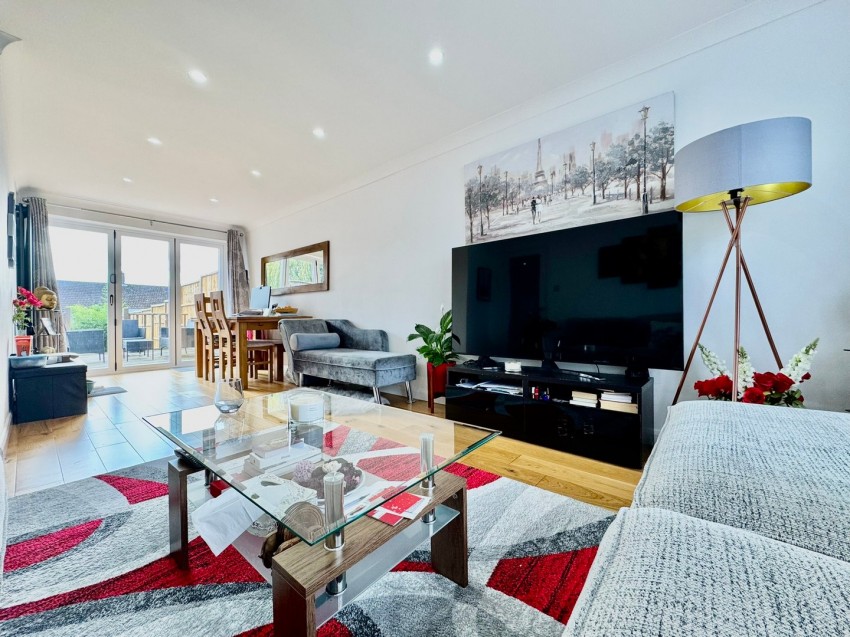 Images for Southcote Lane, Reading, Berkshire
