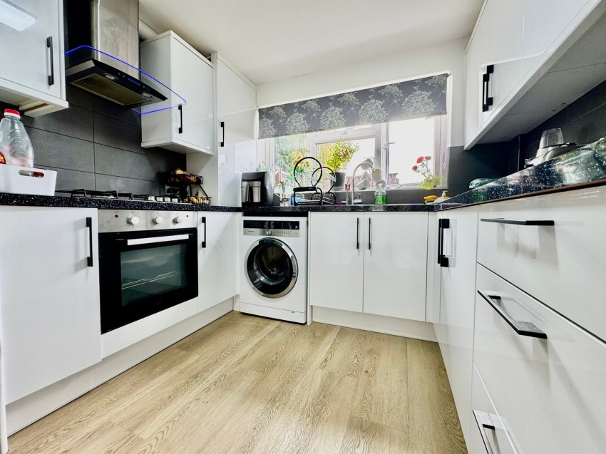 Images for Southcote Lane, Reading, Berkshire