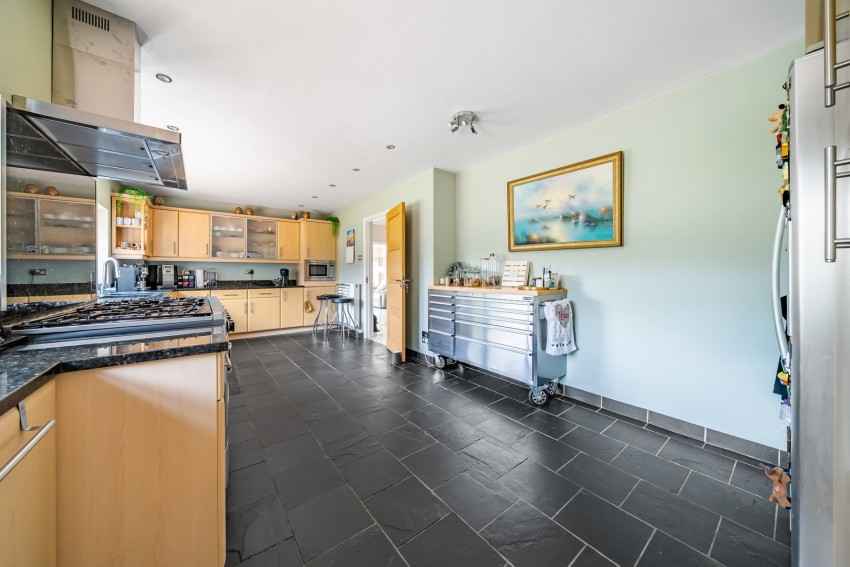 Images for Tilehurst, Reading, Berkshire