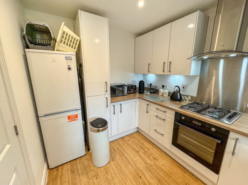 Images for Woolhampton, Reading, Berkshire