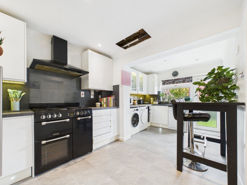 Images for Tilehurst, Reading, Berkshire
