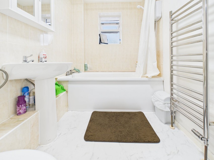 Images for Tilehurst, Reading, Berkshire