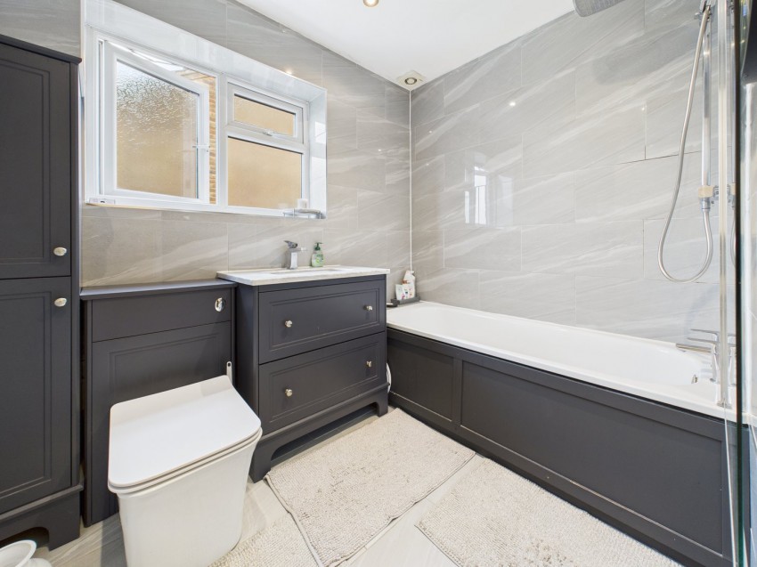 Images for Calcot, Reading, Berkshire