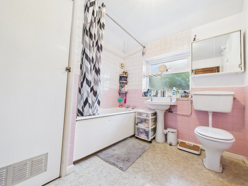 Images for Tilehurst, Reading, Berkshire