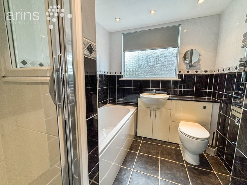 Images for Woodley, Reading, Berkshire