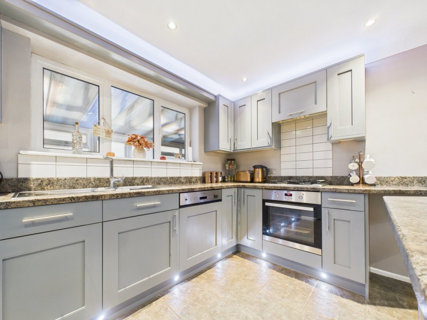 Images for Tilehurst, Reading, Berkshire